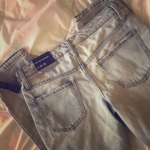 Mossimo boyfriend jeans size 4 NWT